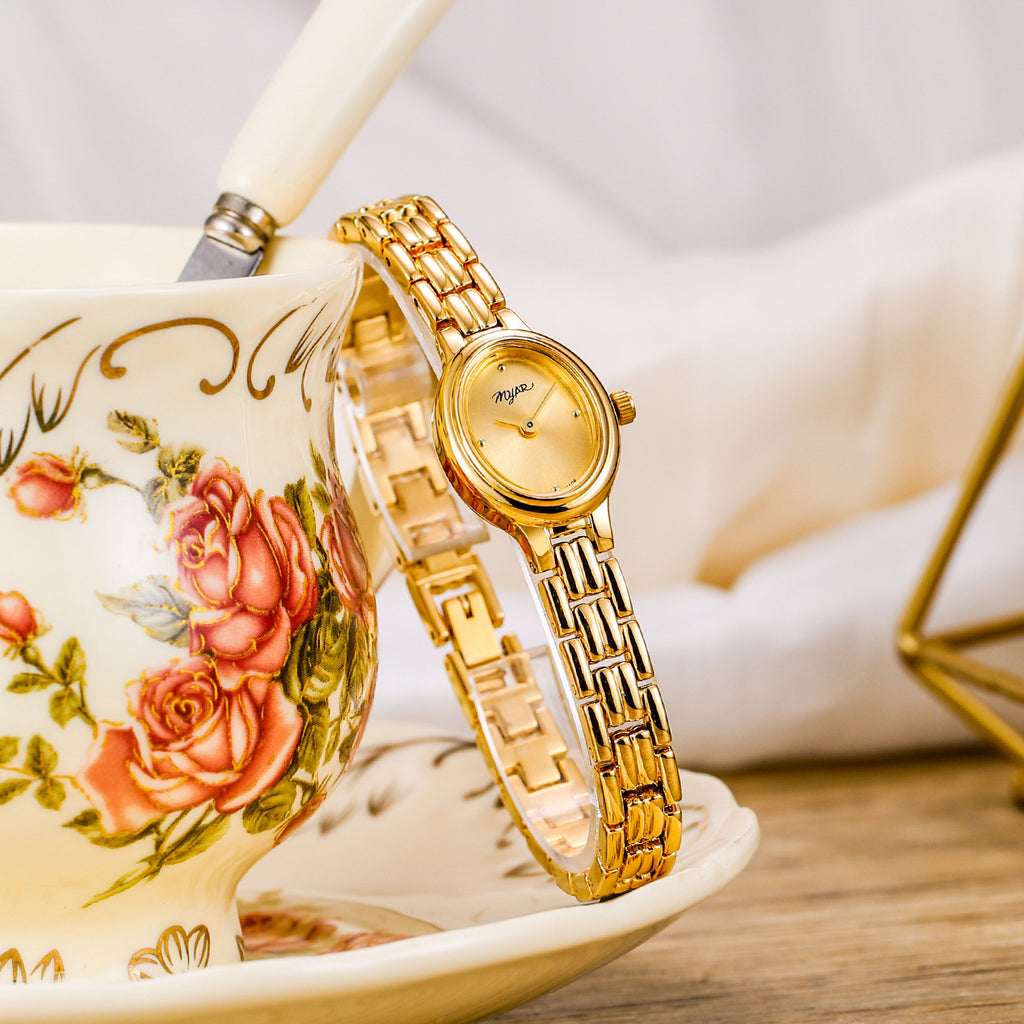 Exquisite Oval Mini Women's Vintage Waterproof Quartz Watch